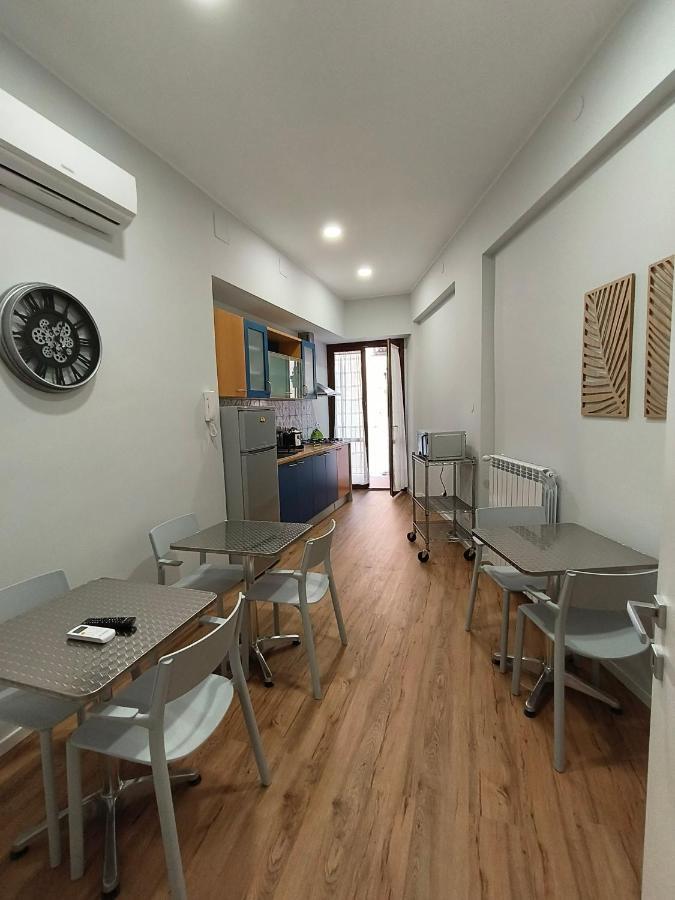 Canfora 163 Cutaias Apartment 卡塔尼亚 外观 照片